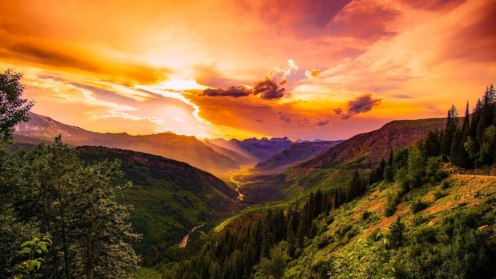 Schöne Hintergrundbilder Sonnenuntergang Berge Kostenlos